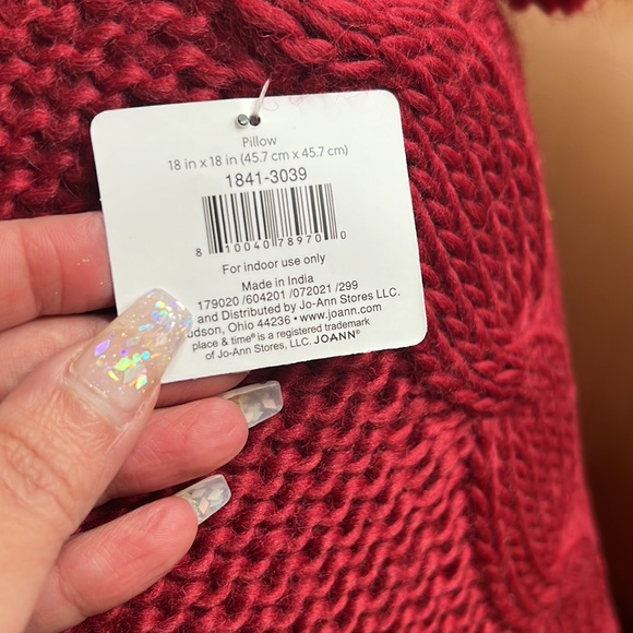 Place & Time Wonderland pillow collections, 3 pieces set total price is $140 - Picture 10 of 13